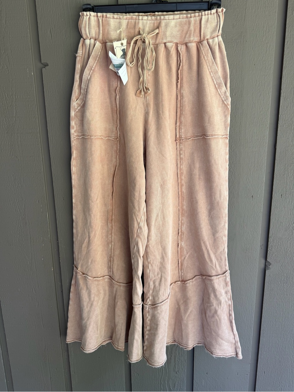 NWT Easel Women’s Wide-Leg Drawstring Pants in Dusty Rose mocha small